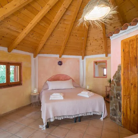 Degli Archi Villa *